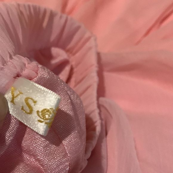 Fashion concept party pink skirt maxi - Picture 8 of 11